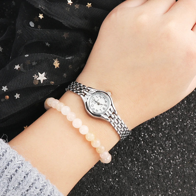 Elegant Analog Dial Women's Fashion Watches Chaoyada Brand Silver Wrist Watches for Female Ladies Quartz Bracelet Watches